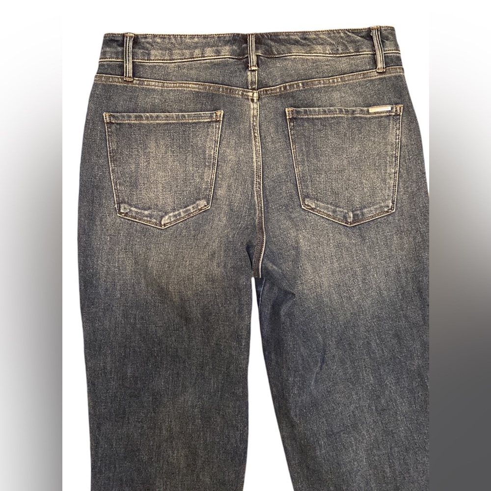 WHBM High Rise Crop - Picture 7 of 13